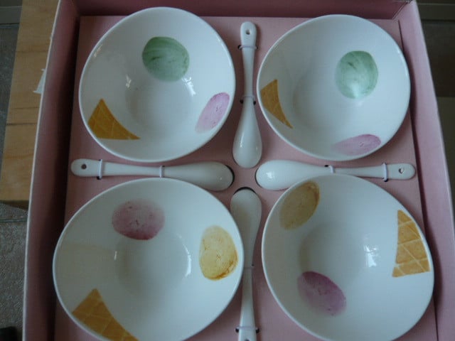 NIEUW !! DESSERT/IJS SCHAALTJES MET LEPELS