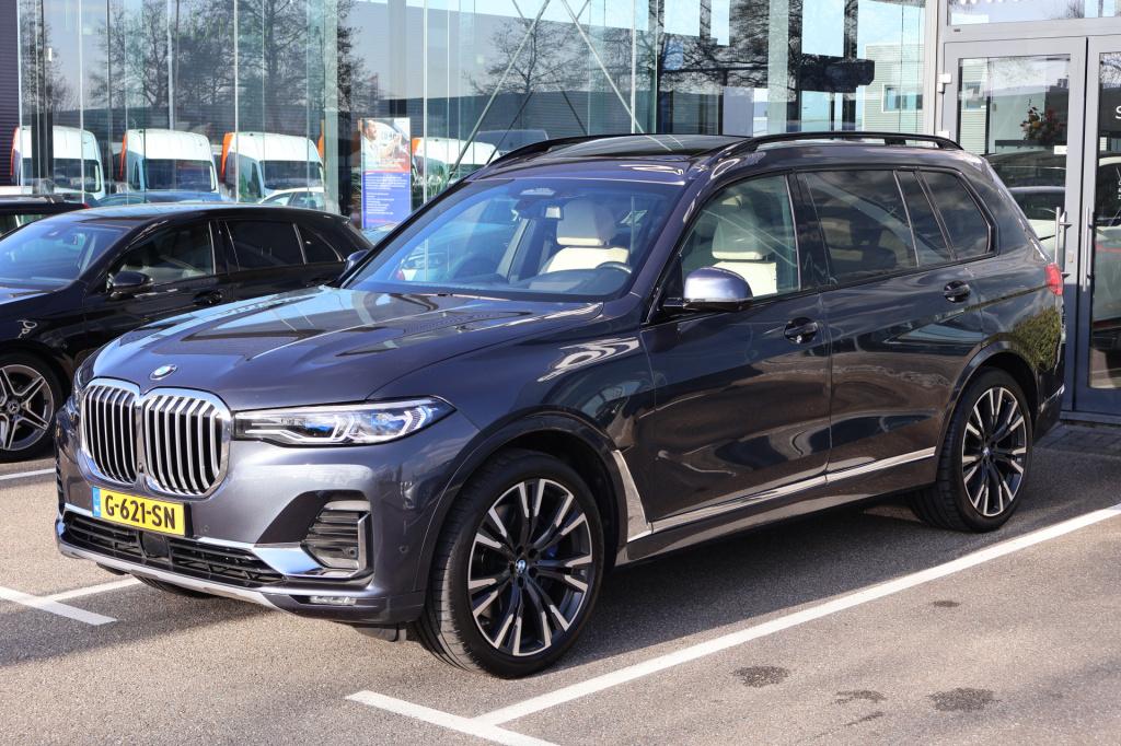 BMW X7 xdrive40i 6p. l 340 pk l panodak skylounge l laser l head-up l 3500 