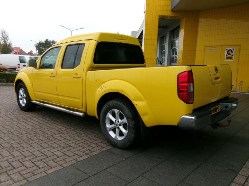 Nissan Navara 2.5 dci dubb.cab. (lees tekst!!)