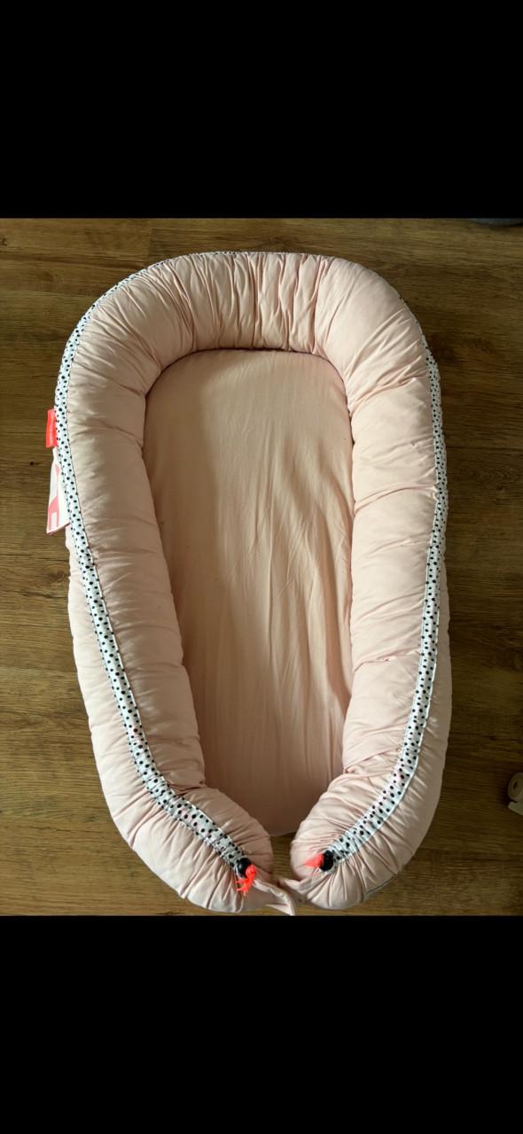 Baby nestje