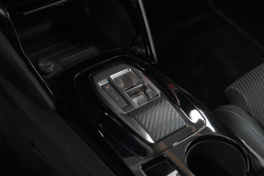 Peugeot 2008 1.2 hybrid 145 gt | 360 camera | adaptieve cruise control | do