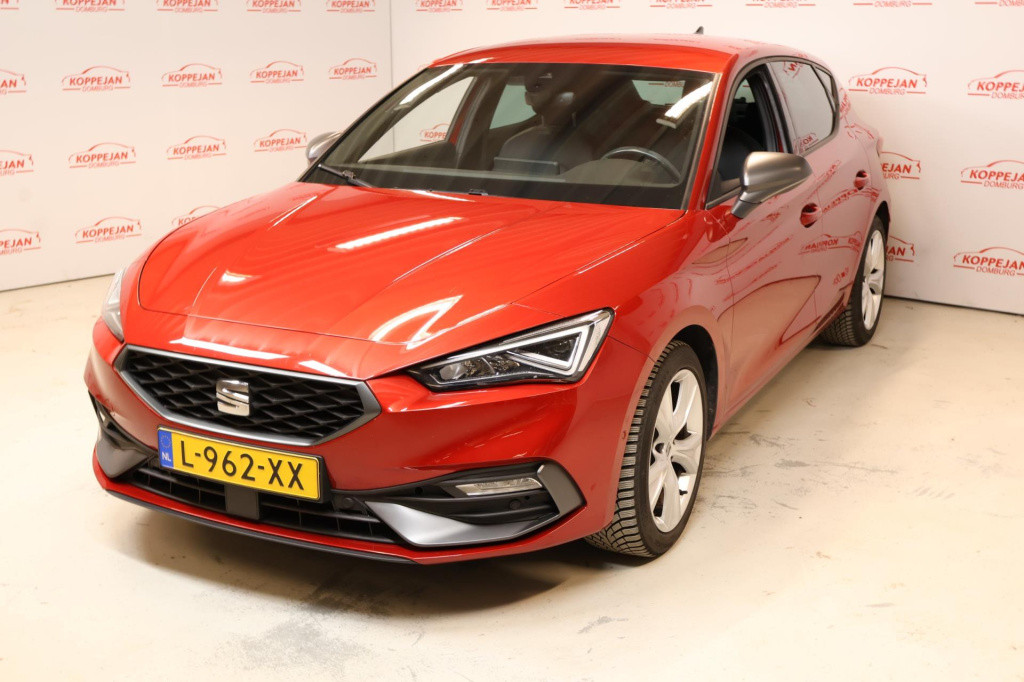 Seat Leon 1.0 tsi fr business intense nl auto, led, acc, appconnect, keyles