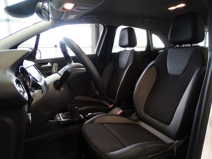 Opel Crossland X innovation 1.2 turbo 110pk automaat