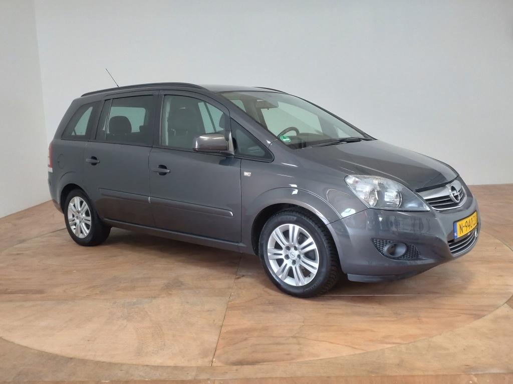 Opel Zafira 1.8i 16v | 7-persoons