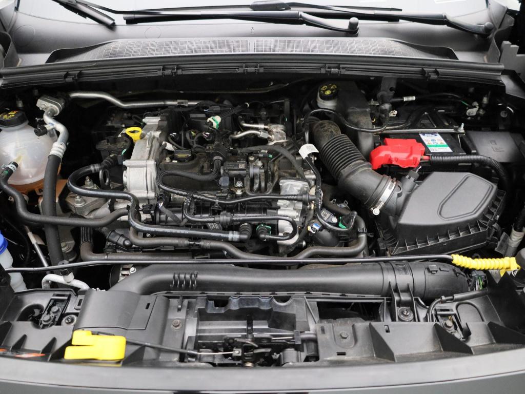 Ford Puma 1.0 ecoboost hybrid titanium