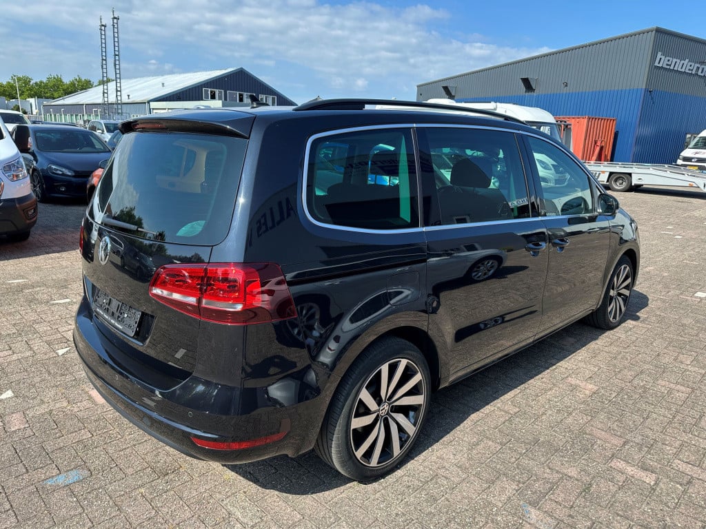 Volkswagen Sharan 7p 1.4 tsi 150pk dsg highline | elektrische schuifdeuren