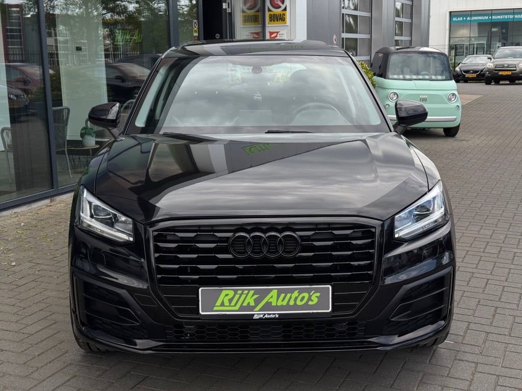 Audi Q2 35 tfsi s edition * panoramadak * camera * keyless