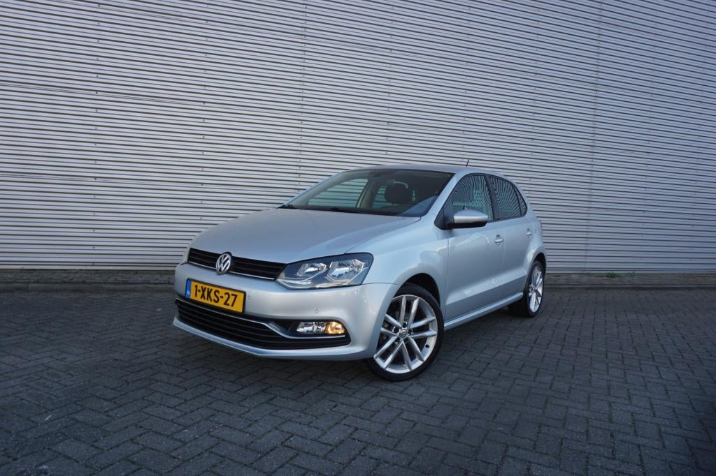Volkswagen Polo 1.2 tsi highline climate / cruise / bt / parkeers. / elektr