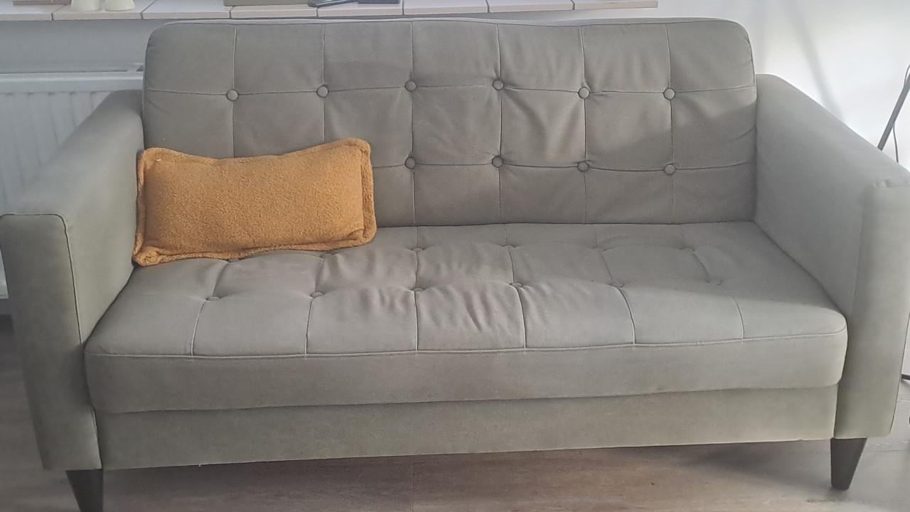 Mooie bank met 2 losse stoelen