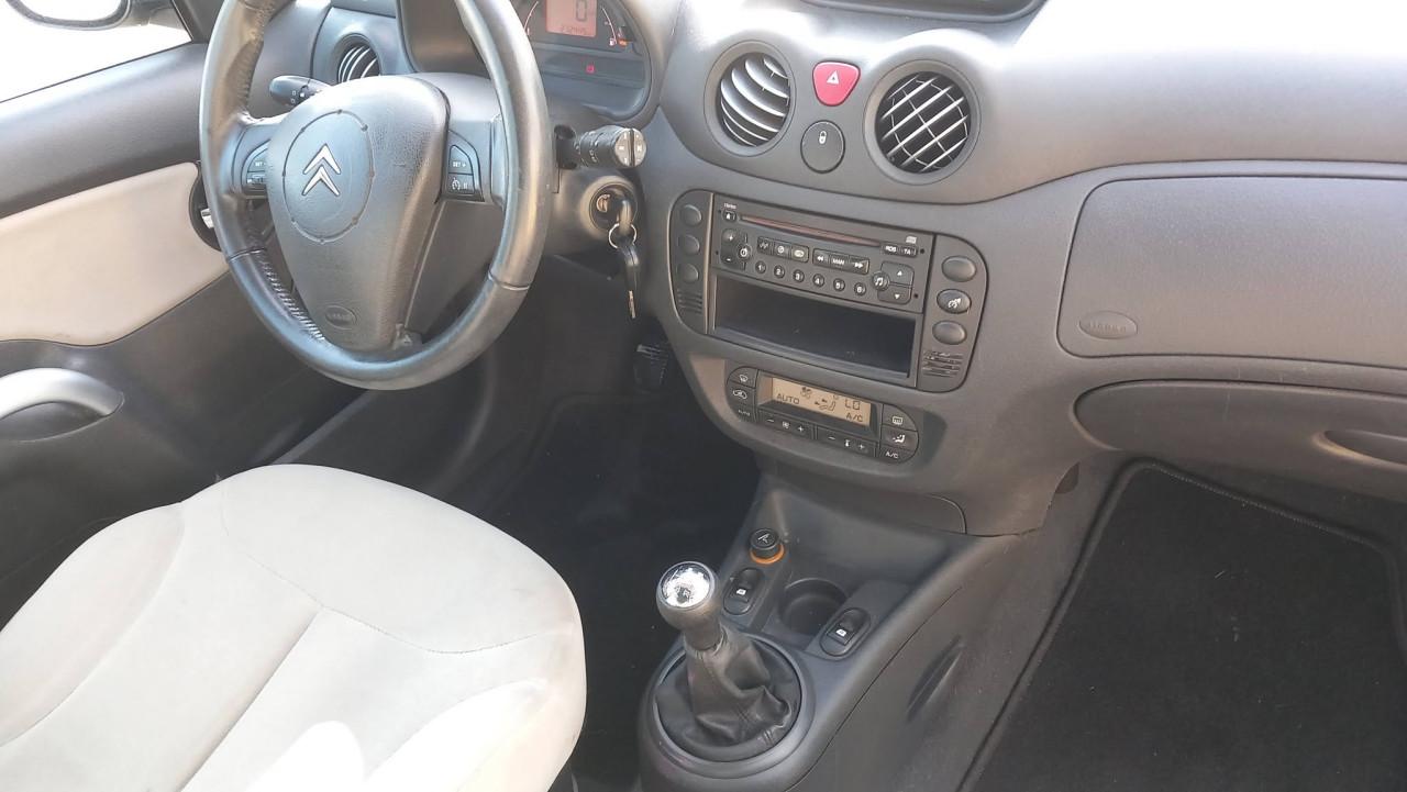 Citroen C3 1.6 16v Exclusive 5deurs bj:2005 airco panoramadak