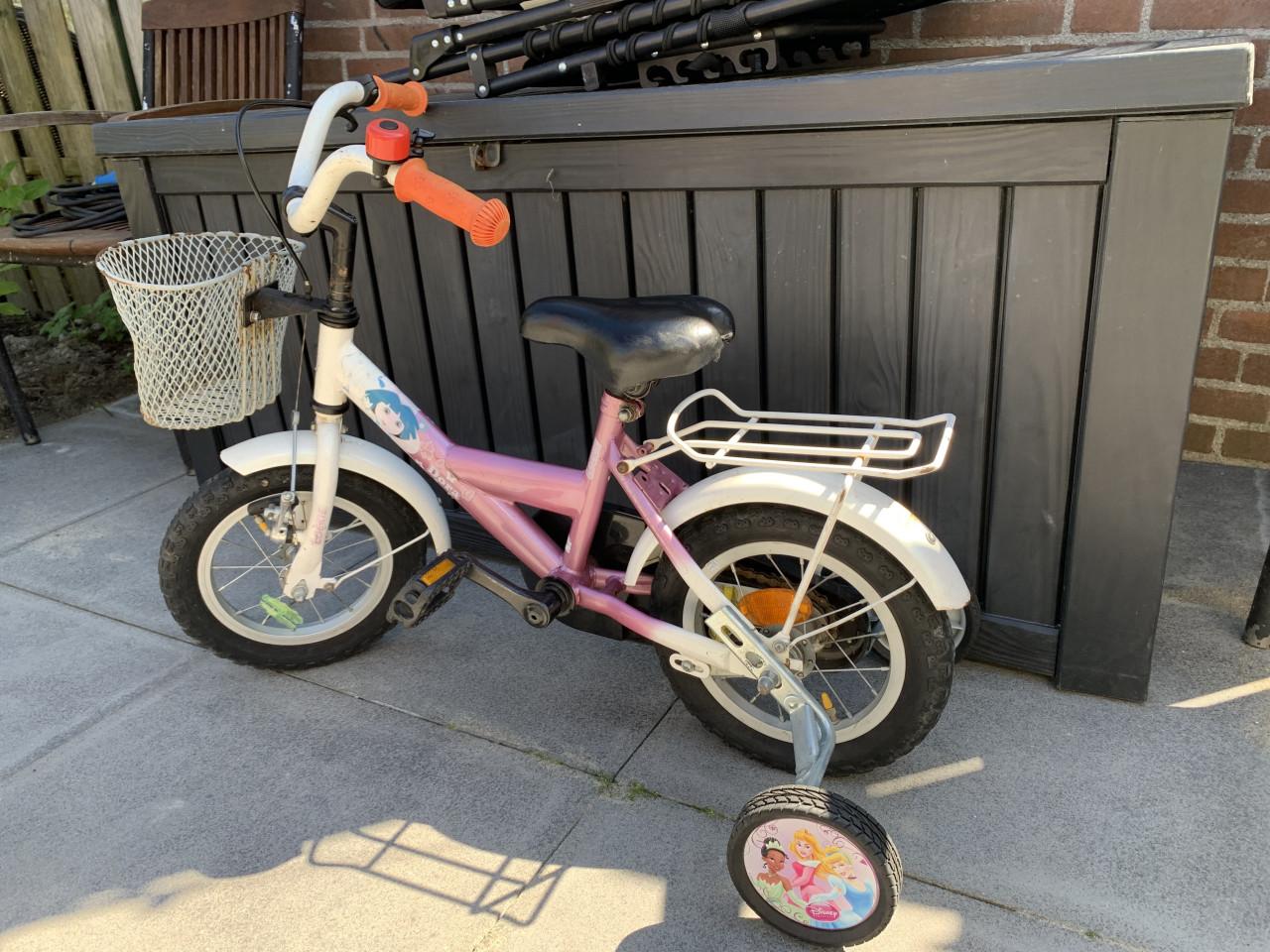 Leuke roze/witte kinderfiets van 12 inch