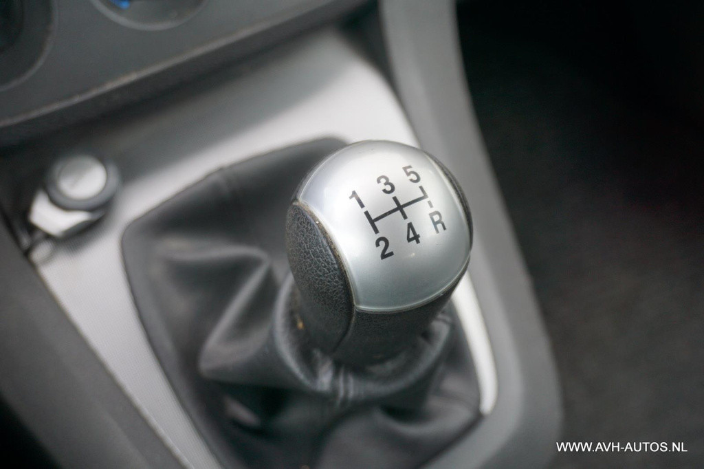 Ford C-max focus 1.8-16v ghia