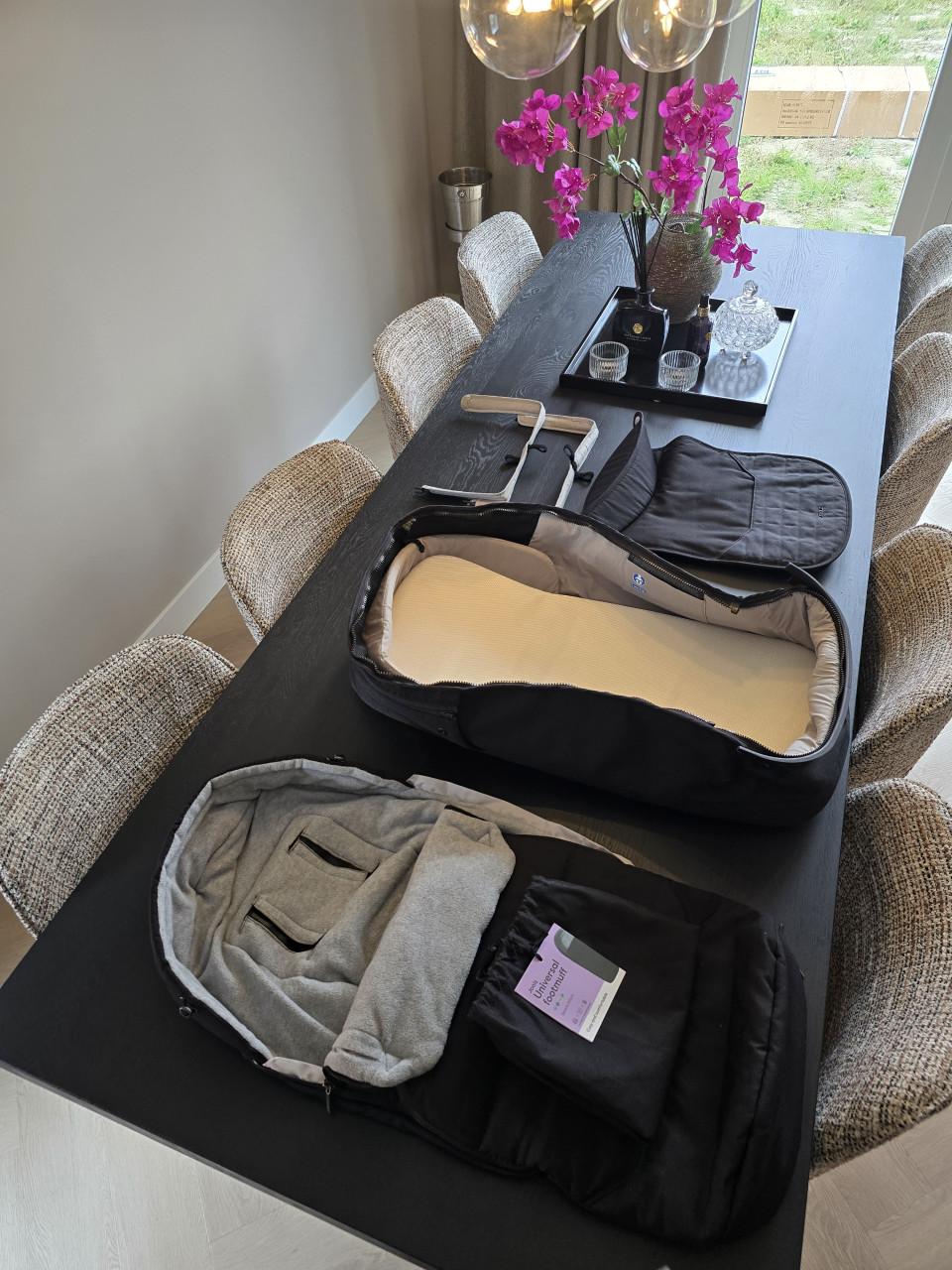 Joolz day+ kinderwagen (2022) + isofix