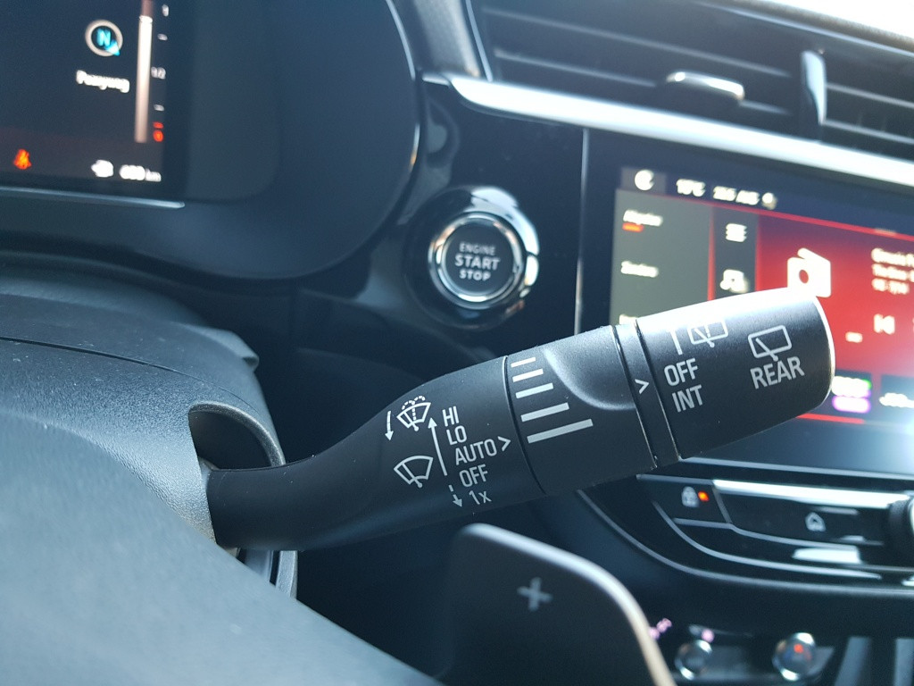 Opel Corsa 1.2 hybrid gs