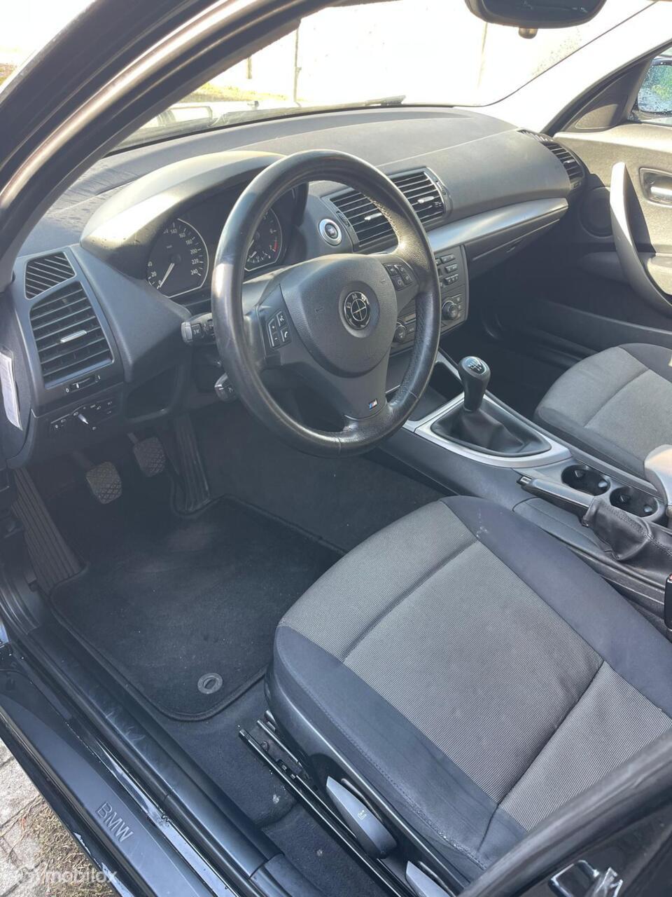 BMW 1 Serie 116i high executive