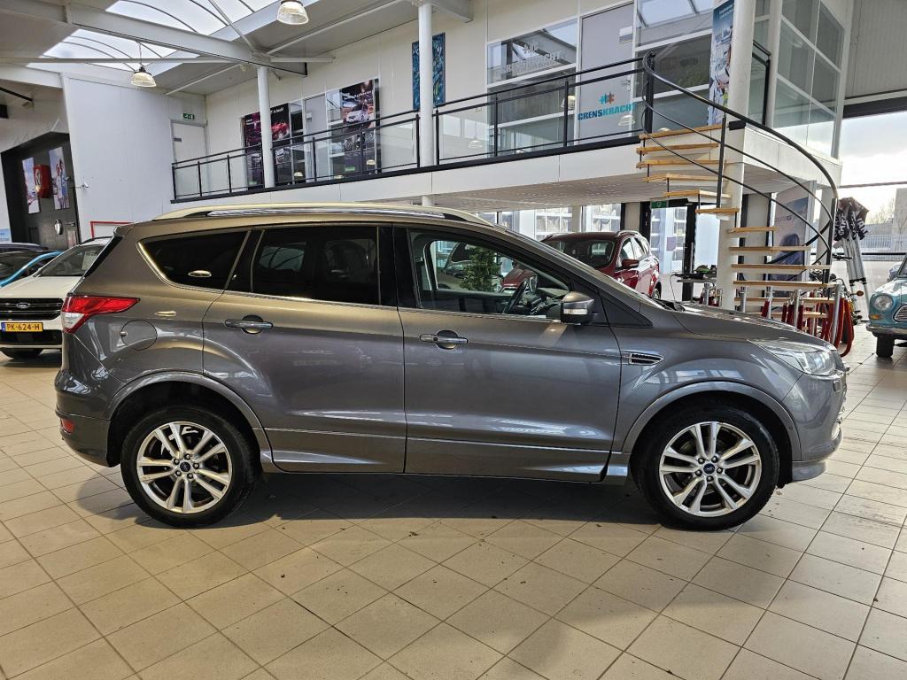 Ford Kuga 1.6 titanium plus