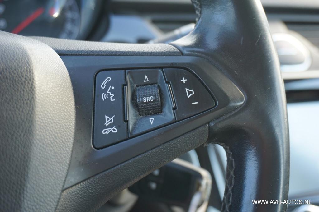 Opel Corsa 1.4 online edition