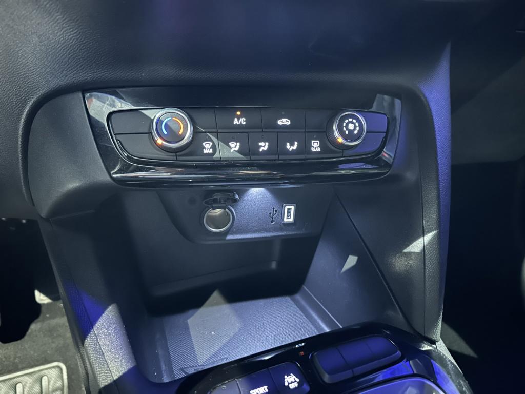 Opel Corsa 1.2 turbo gs*carplay*camera*led*pdc v&a*