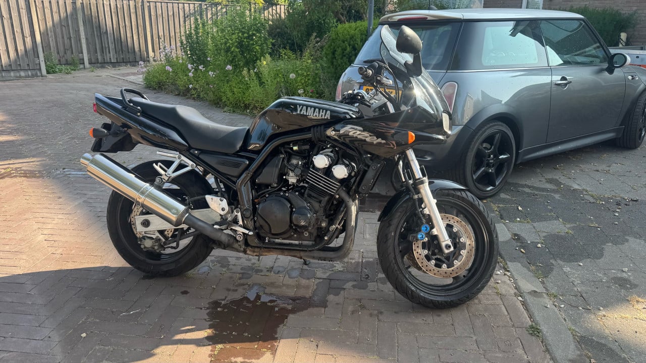 Yamaha Fazer 600