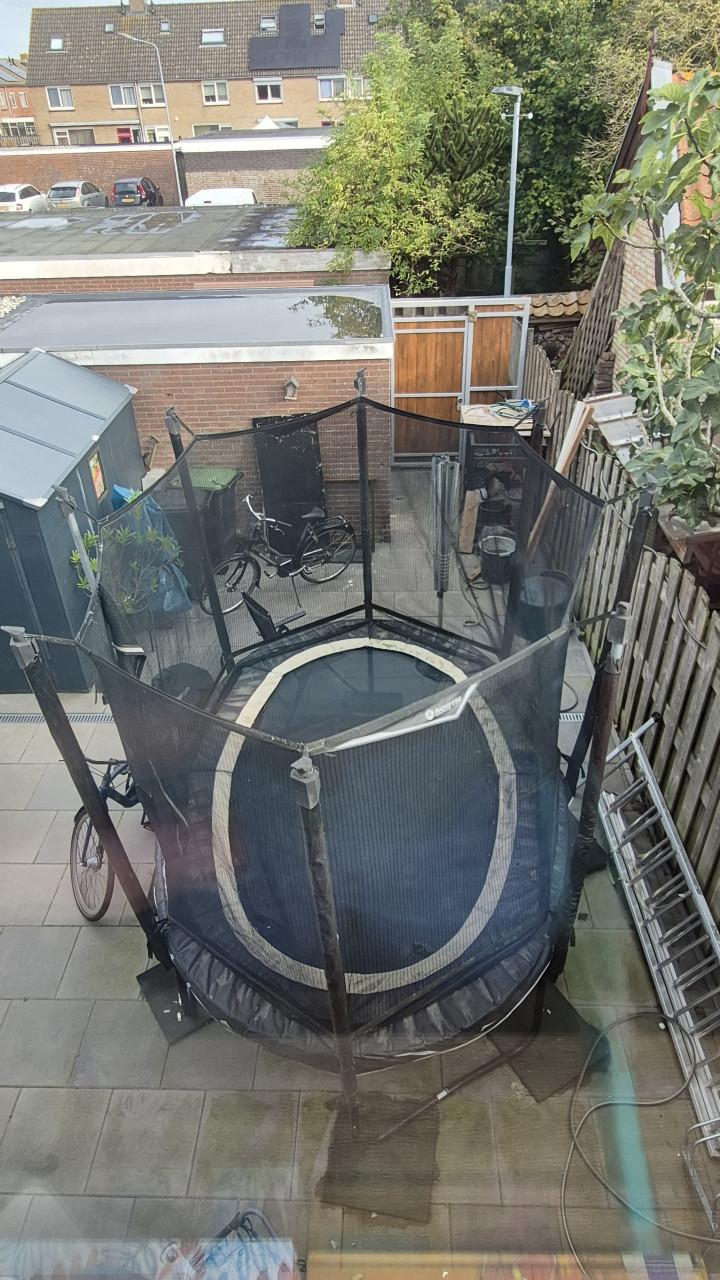 Trampoline