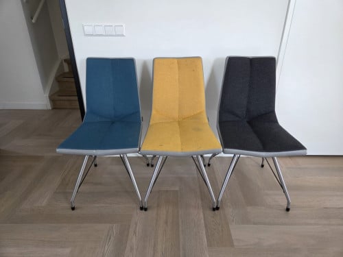 Gratis af te halen: 6 eetkamertafelstoelen Xooon