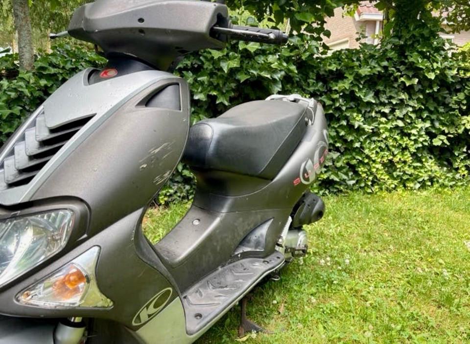 Te koop Kymco Super 9 50cc 2takt AC blauw kenteken