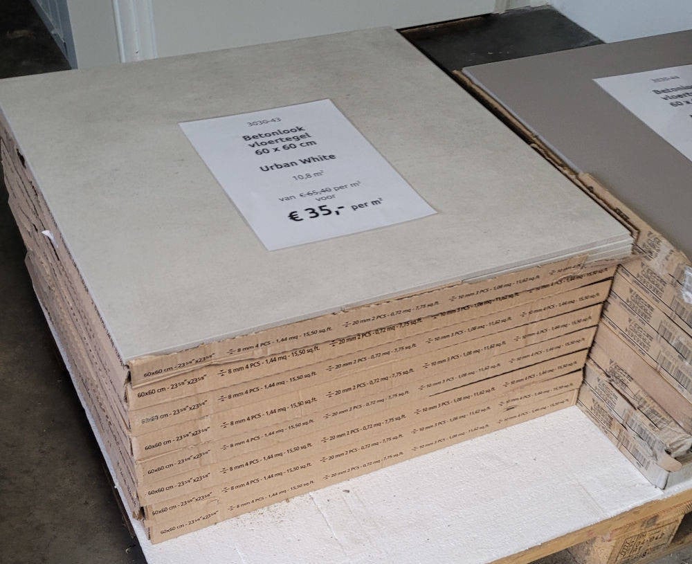 3030-43 Betonlook vloertegels, Urban White 60x60, per m² van € 65,40 voor