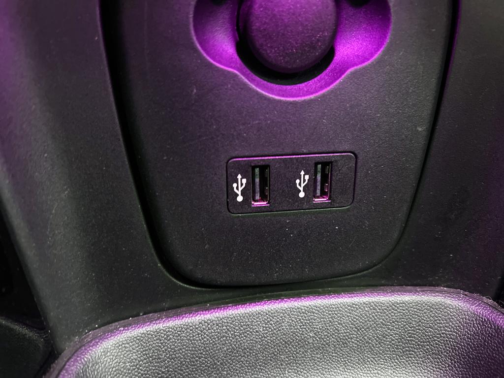 Mini Cooper mini 2.0 hammersmith | harman/kardon audio | schuidak | sfeerve