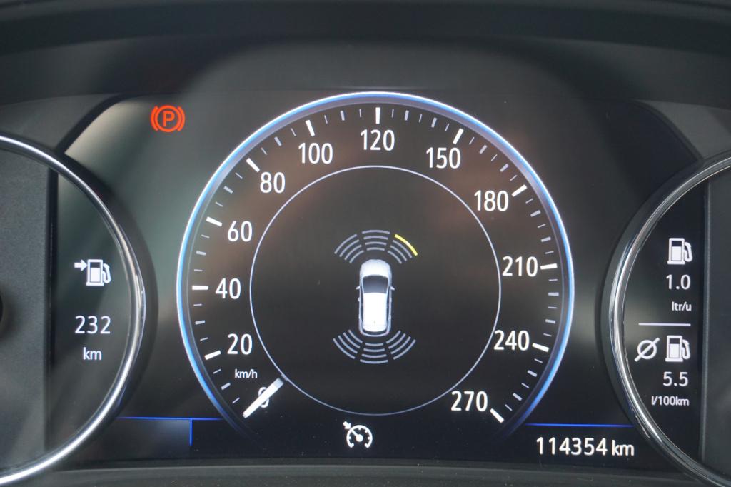 Opel Astra sports tourer 1.2 elegance airco / navi / cruise / camera / park