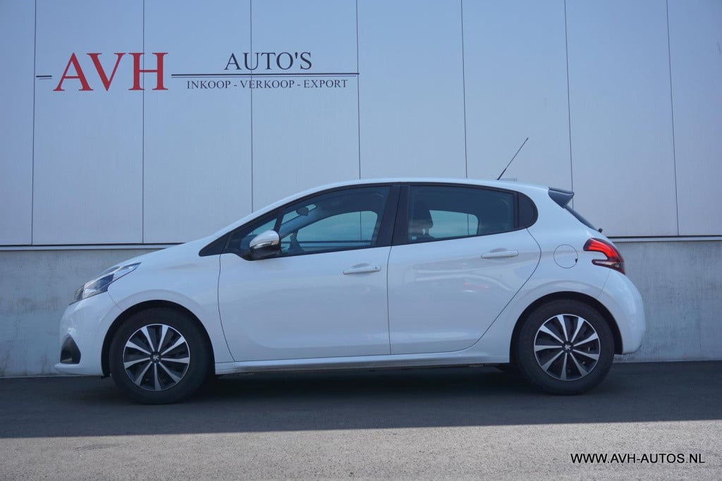 Peugeot 208 1.2 puretech blue lion