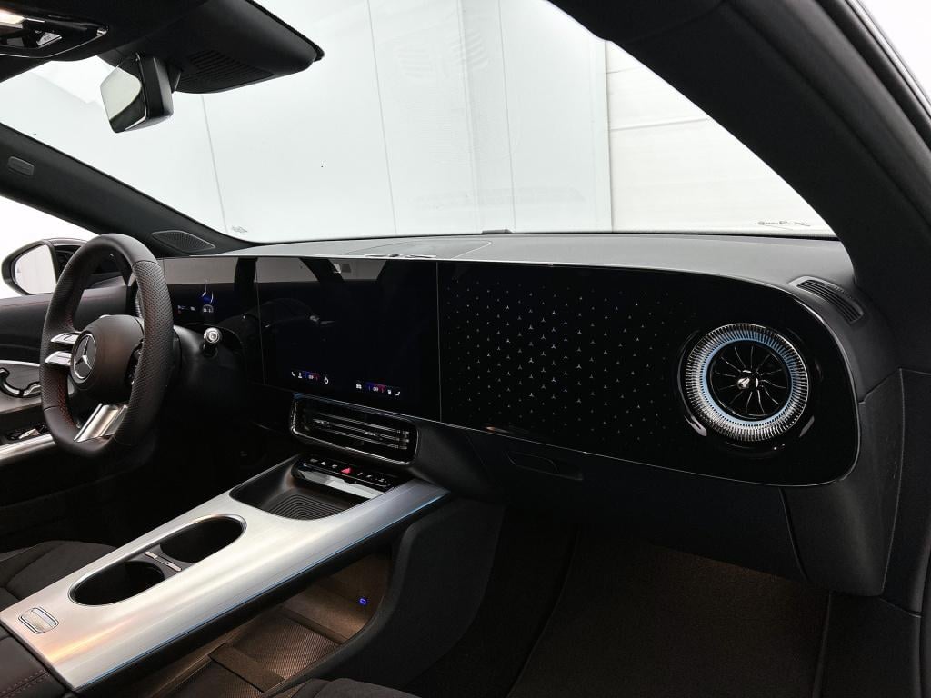 Mercedes-Benz Cla 250+ launch edition 85 kwh | trekhaak | memorypakket | ni