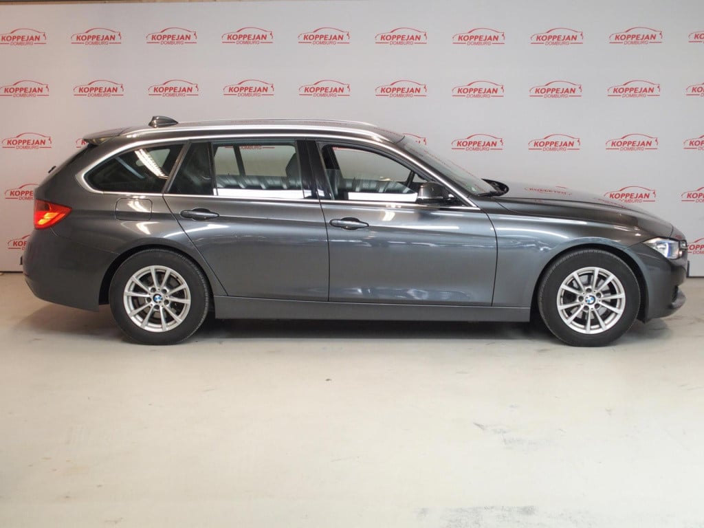 BMW 3-serie touring 320i high executive nl auto, leder, trekhaak