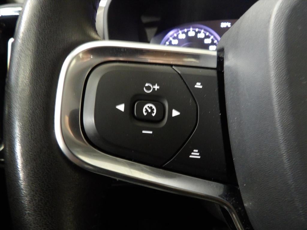Volvo XC40 t5 twin engine 262pk geartronic momentum pro