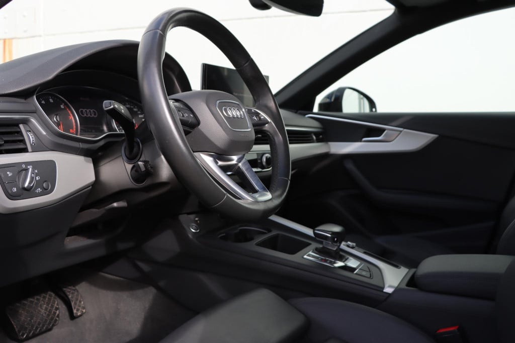 Audi A4 avant 40 tfsi s-edition s-tronic 204pk