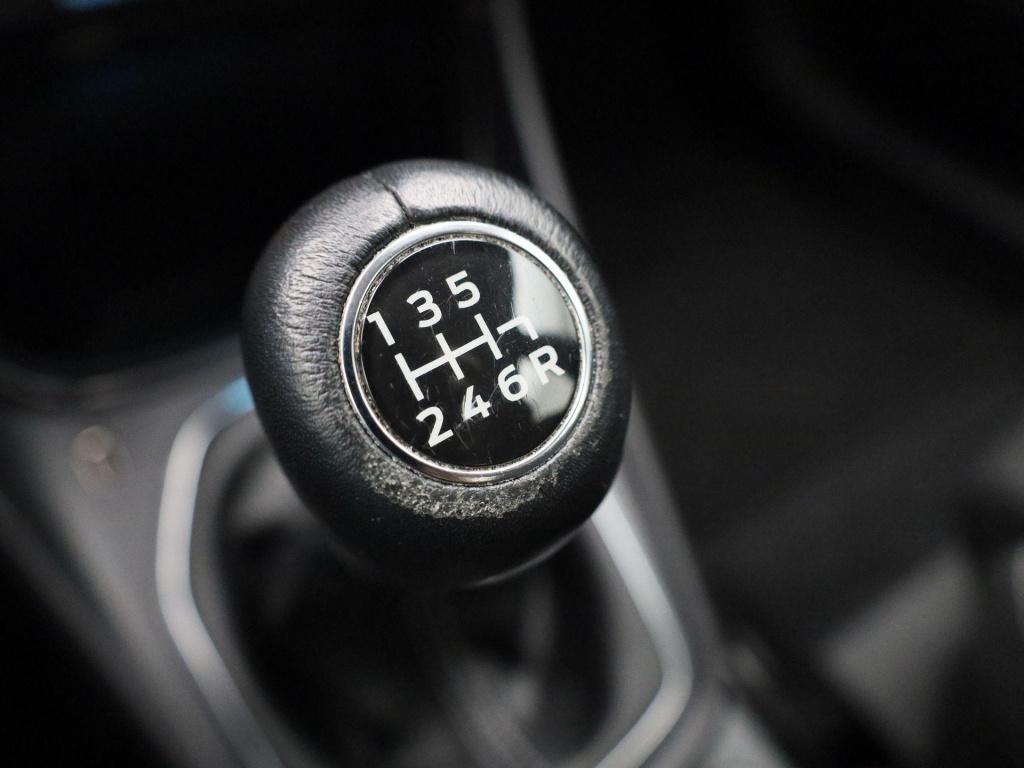 Ford Puma 1.0 ecoboost hybrid titanium | navigatie | stoel/stuur verwarming