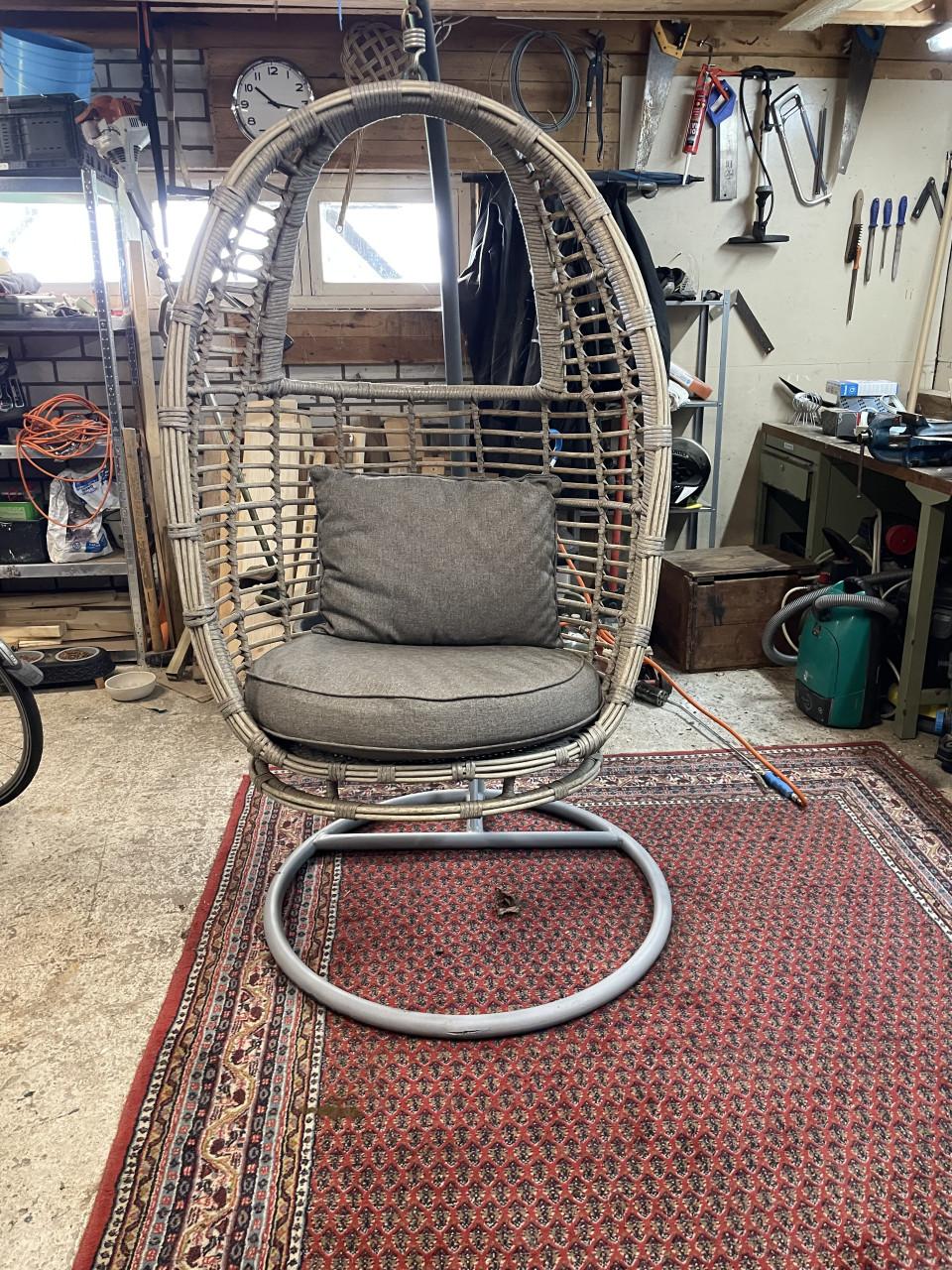 Hangstoel