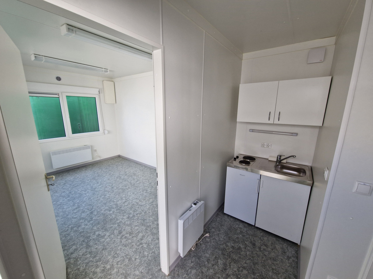 Kantoorunit / bouwkeet / uitvoerderskeet / woonunit 9x3m
