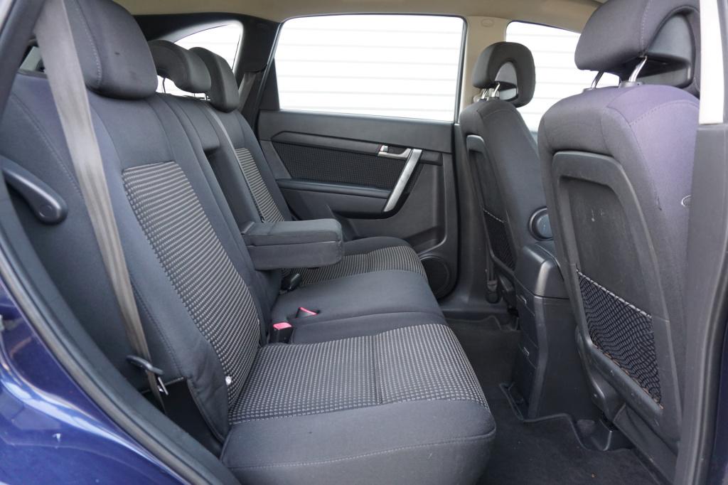 Chevrolet Captiva 2.4i style 2wd 7p airco / elektr. ramen / cruise / parkee