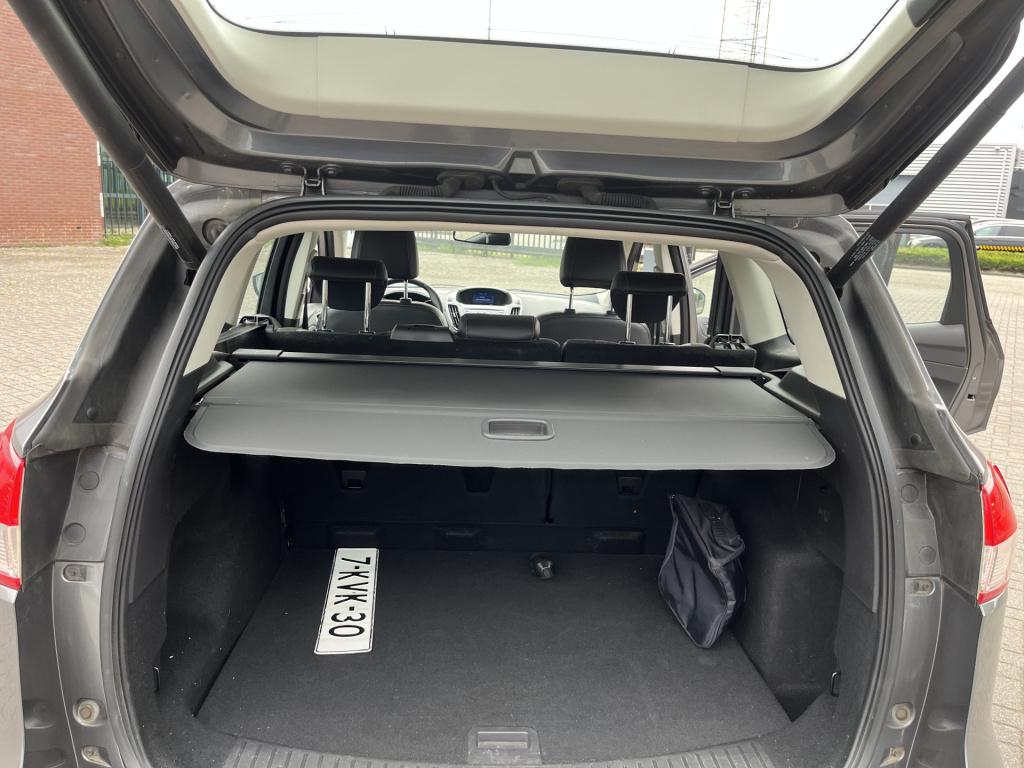 Ford Kuga 1.6 titanium 1 eig 58 dkm 2000 kg trekgewicht