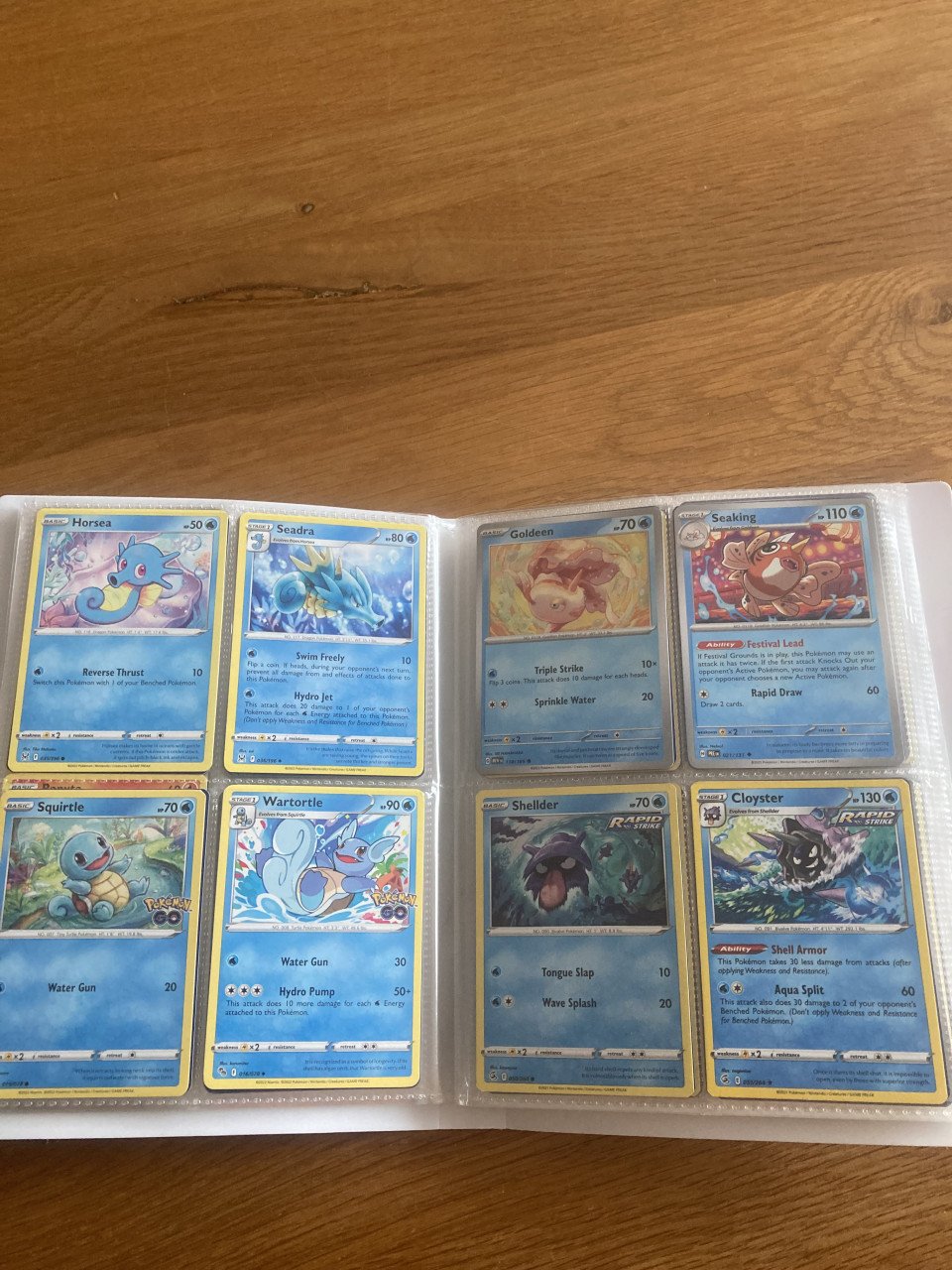 Map met Pokemon kaarten