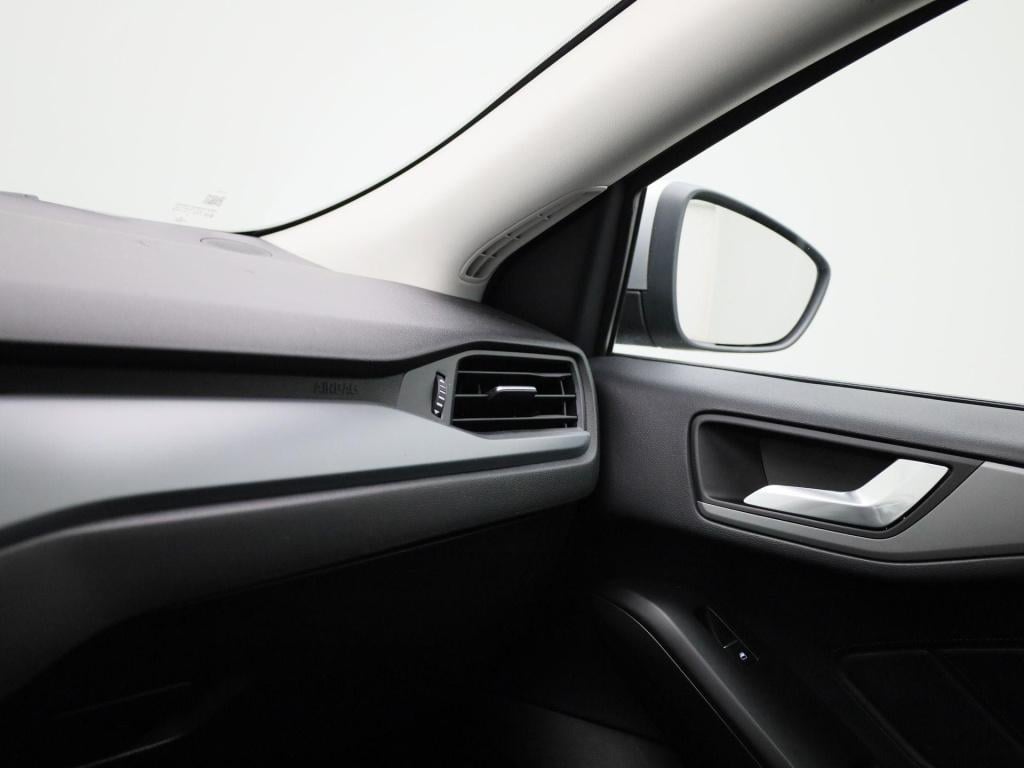 Ford Focus wagon 1.0 ecoboost hybrid connected | parkeer sensoren | navigat