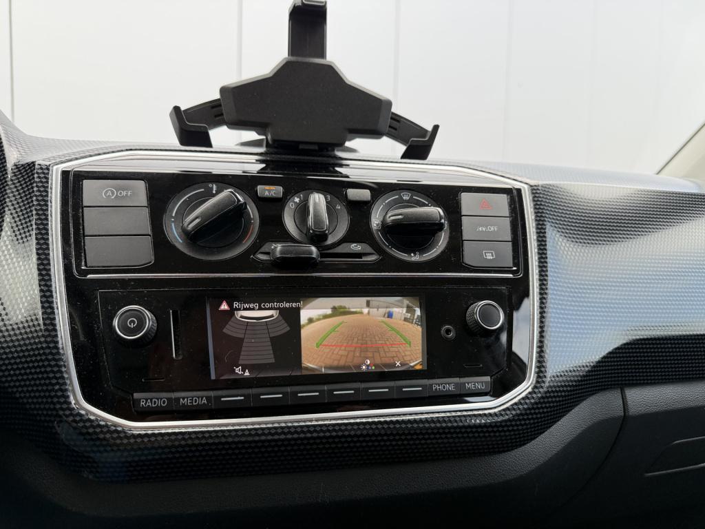 Volkswagen UP! 1.0 65pk 5drs. cruise | apps | camera