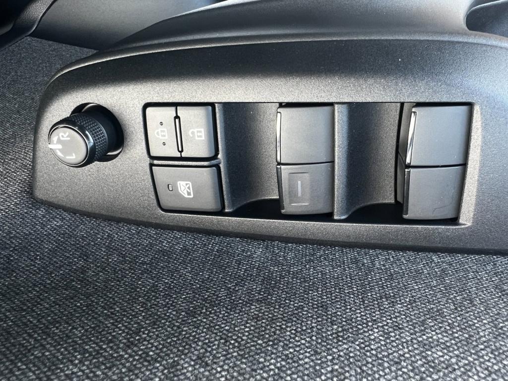 Toyota Yaris 1.5 hybrid dynamic line, camera, carplay, navi enz..