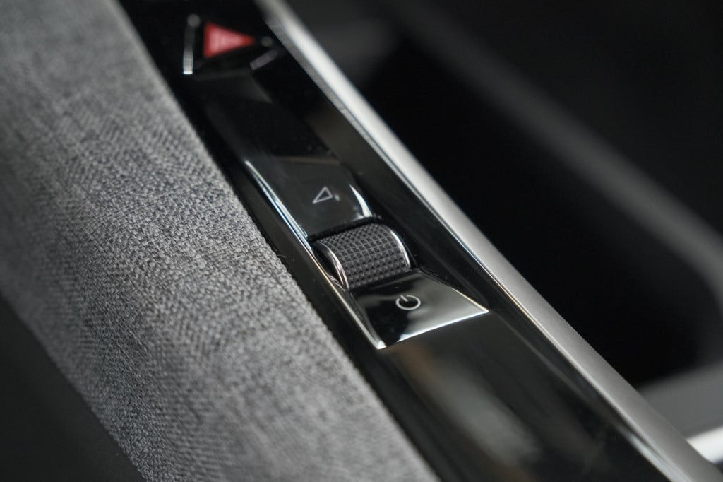 Peugeot 3008 hybrid 136 e-dsc6 allure | camera | apple carplay | parkeersen