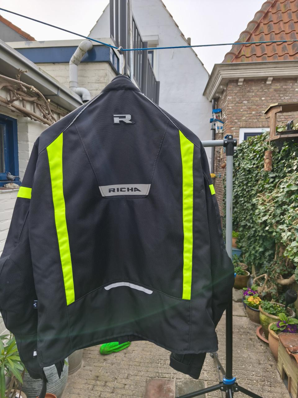 Te koop RICHA zomer doorwaai motorjack.