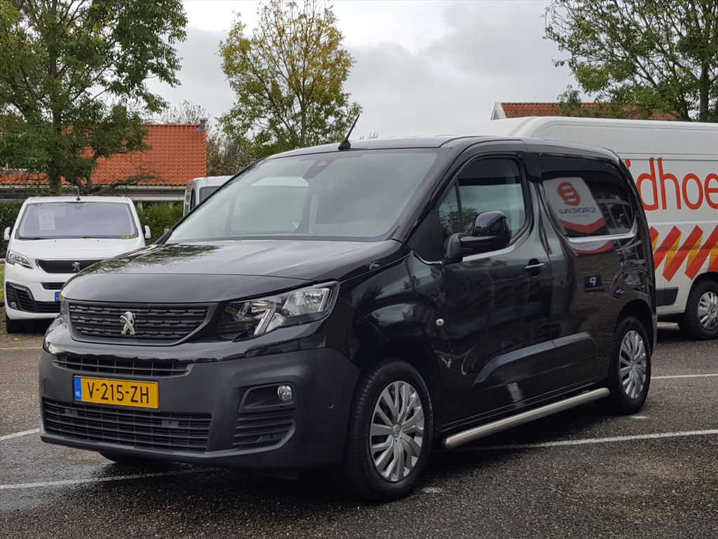 Peugeot Partner premium 1.5 bluehdi-130pk 650kg 3z(vol)automaat (eat8)| nav