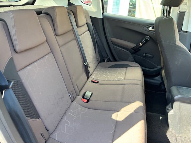 Peugeot 2008 1.2 vti 82pk active pack premium