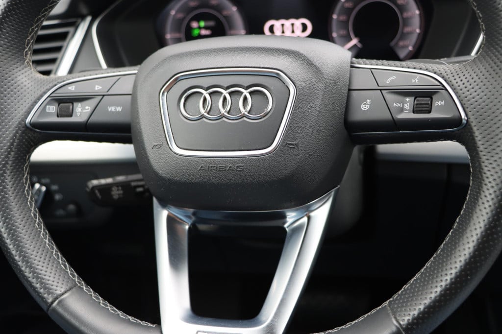 Audi Q5 55 tfsi e quattro s edition competition 367pk