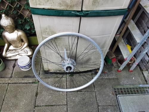 28 inch nexus voorwiel, naafdynamo, rollerbrake rem