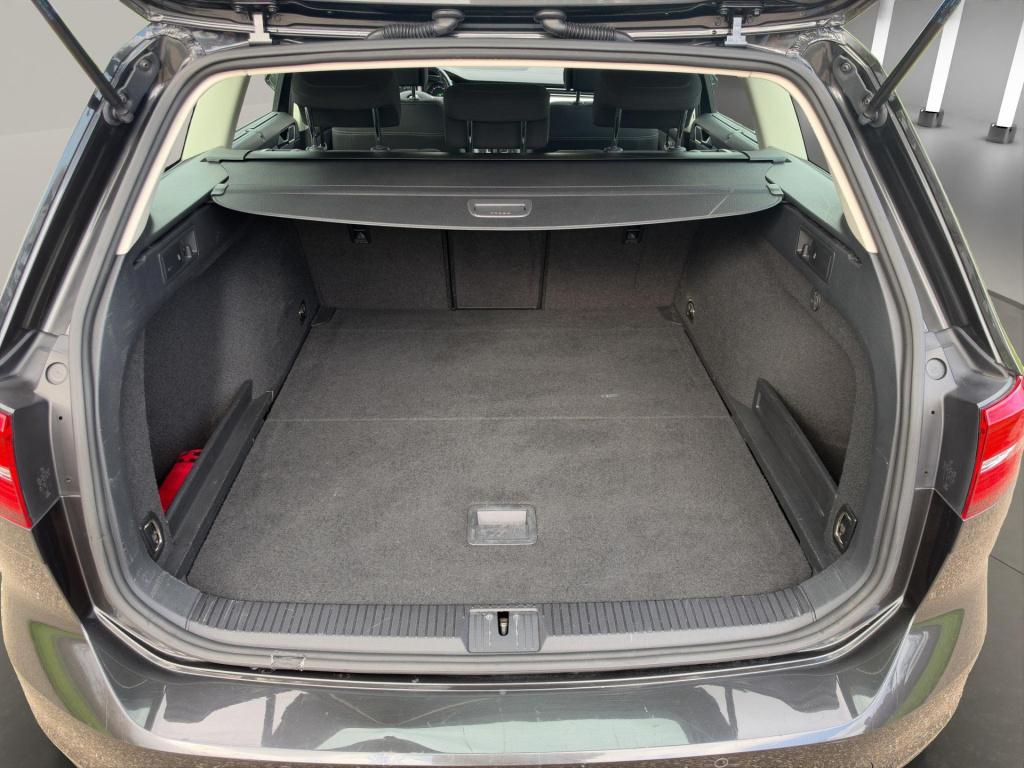 Volkswagen Passat variant 1.4 tsi act highline automaat camera led